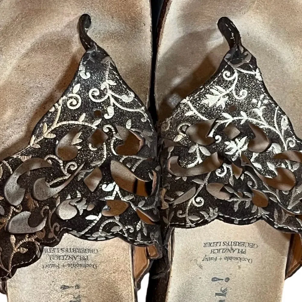 Think! Brown Gold Sandals Metallic Lace Flip Flops Leather Floral Cork Insole